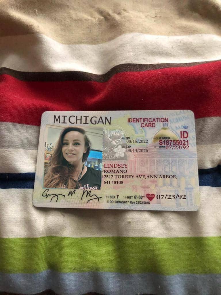 how to tell if a michigan id is fake